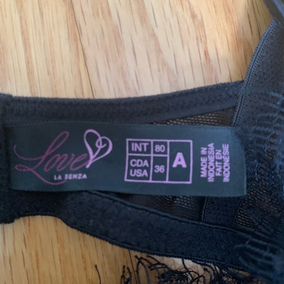 Intimate wear - Picture 10 of 10